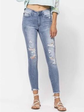 Judy Blue Light Blue Distressed High-Rise Skinny Jeans